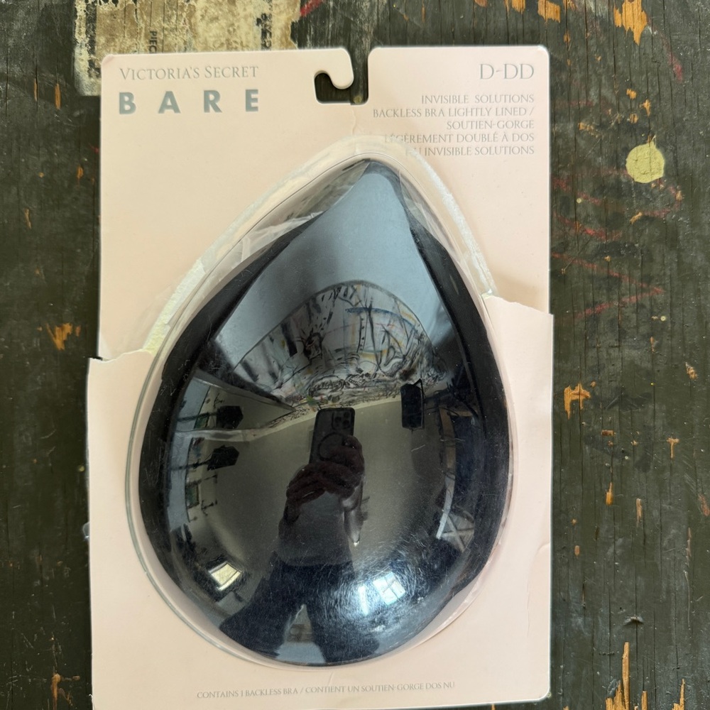New Victoria’s Secret Bare Invisible Solutions Backless Bra D-DD